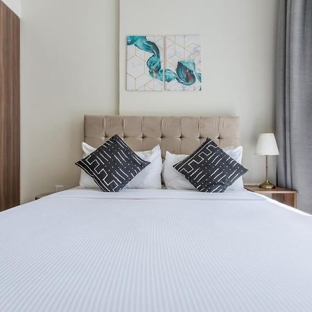 Reva Residences - One Bedroom Apartment By The S Holiday Homes Dubái Exterior foto